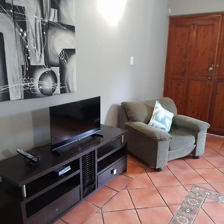 ハリスミス Platberg Self-Catering Bed & Breakfast エクステリア 写真