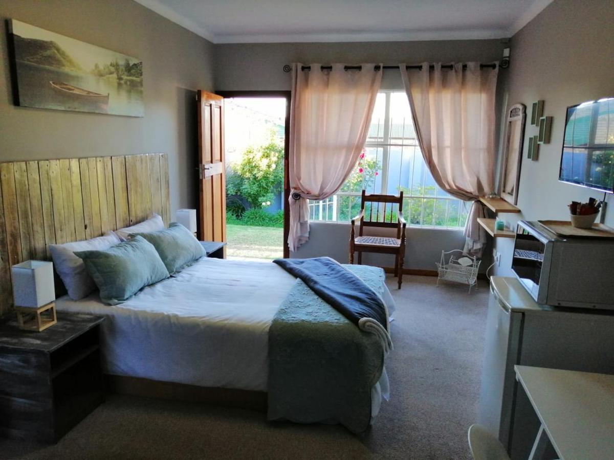 ハリスミス Platberg Self-Catering Bed & Breakfast エクステリア 写真