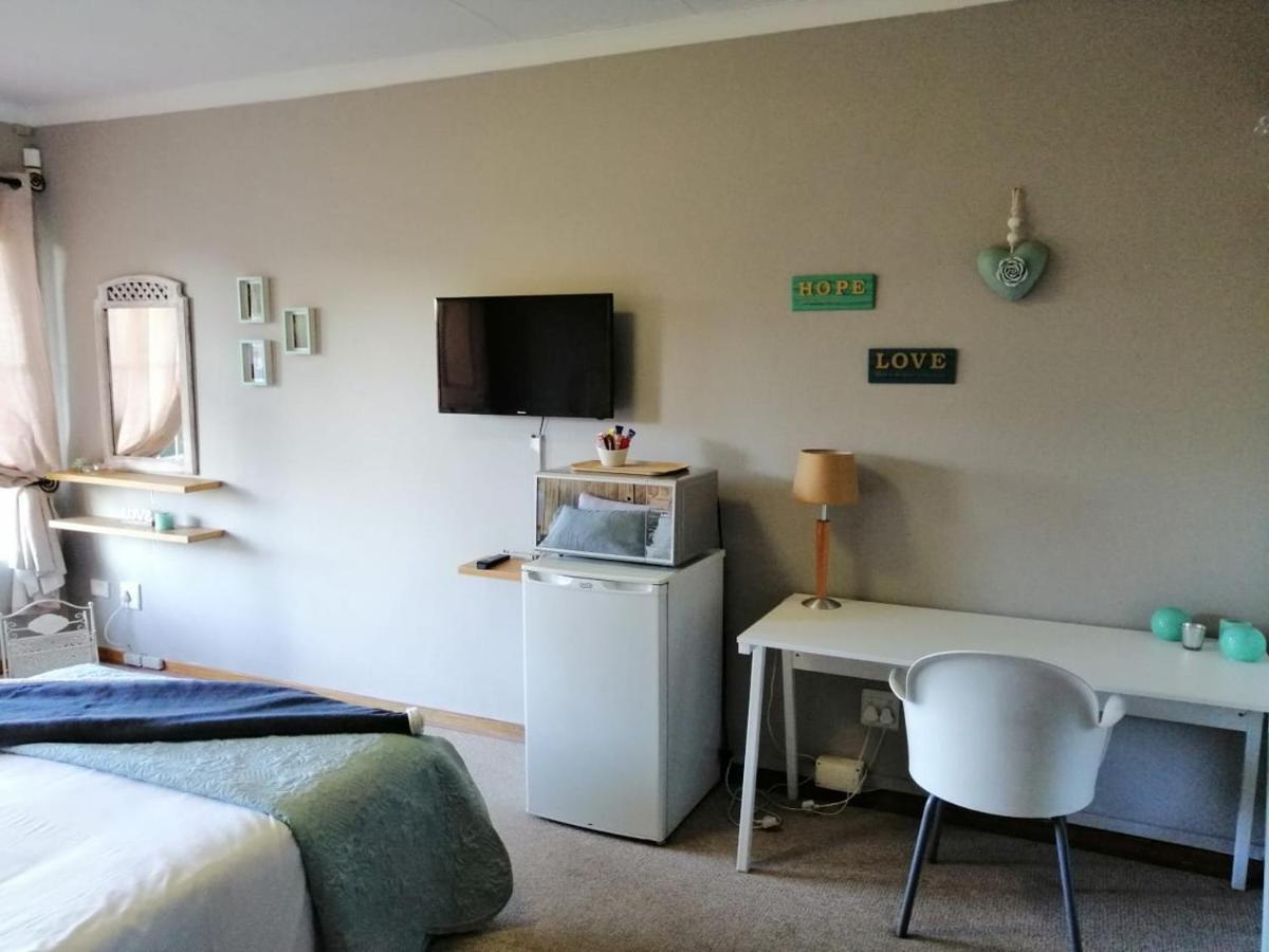 ハリスミス Platberg Self-Catering Bed & Breakfast エクステリア 写真