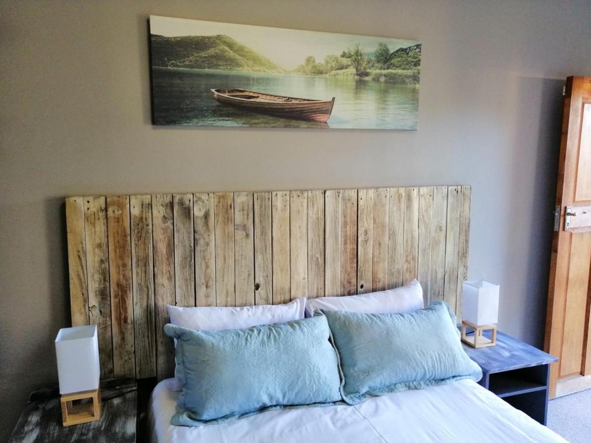 ハリスミス Platberg Self-Catering Bed & Breakfast エクステリア 写真