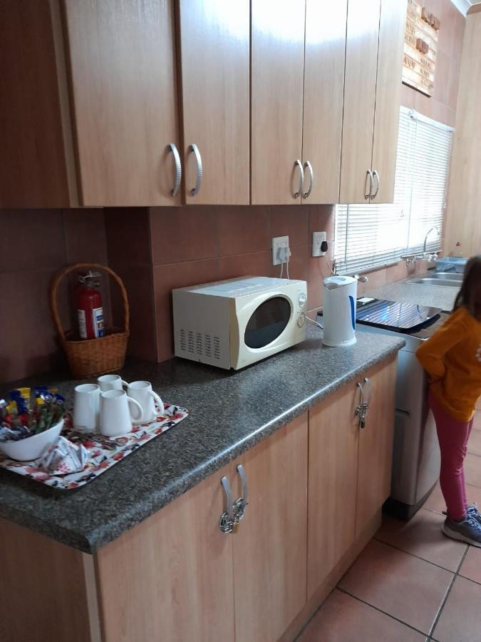ハリスミス Platberg Self-Catering Bed & Breakfast エクステリア 写真