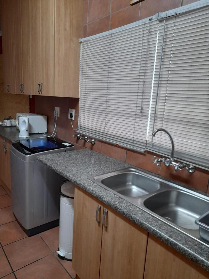 ハリスミス Platberg Self-Catering Bed & Breakfast エクステリア 写真