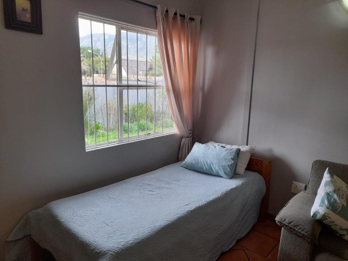 ハリスミス Platberg Self-Catering Bed & Breakfast エクステリア 写真