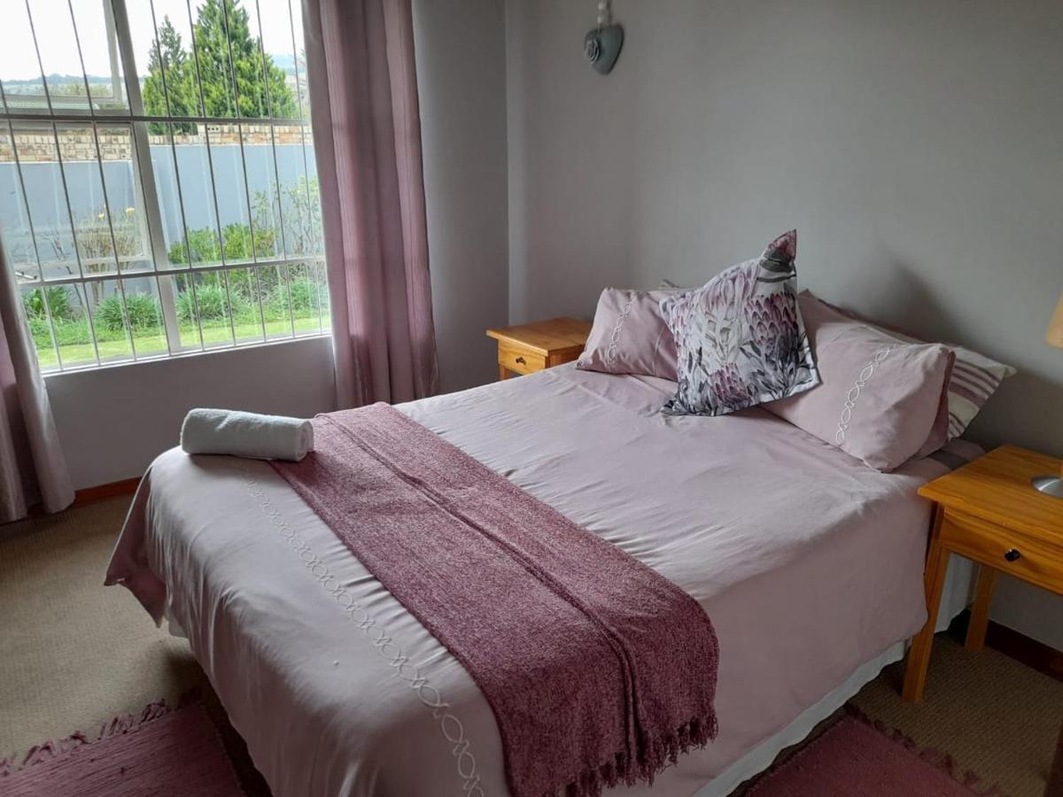 ハリスミス Platberg Self-Catering Bed & Breakfast エクステリア 写真